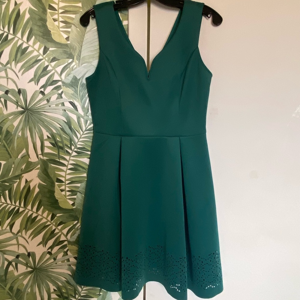 Hunter green sleeveless dress